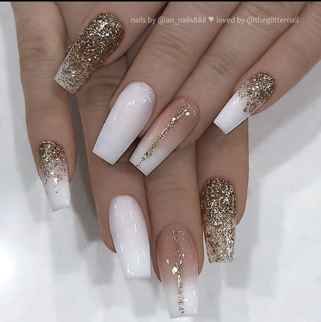 Gold glitter nails