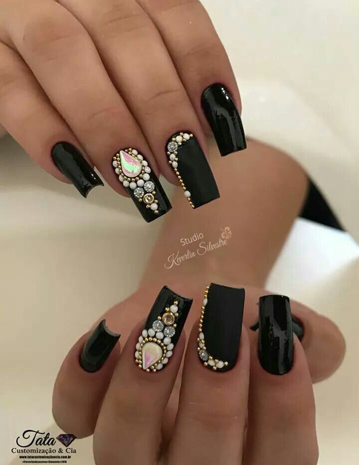 Black nails with stones