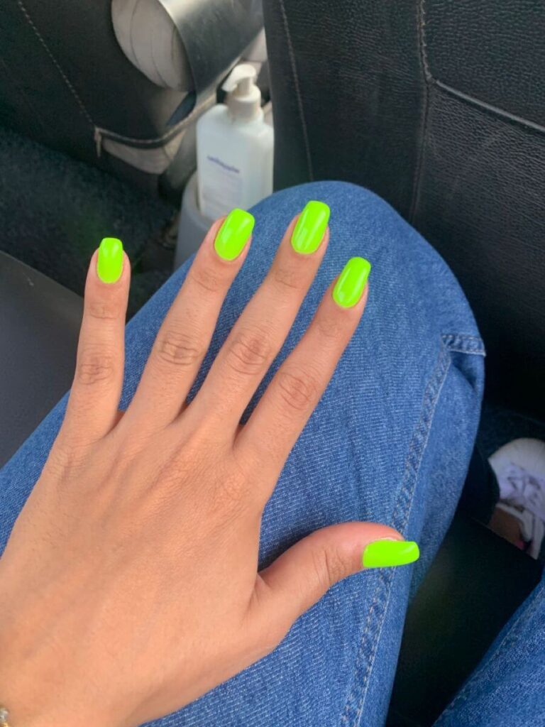 Unhas verde neon